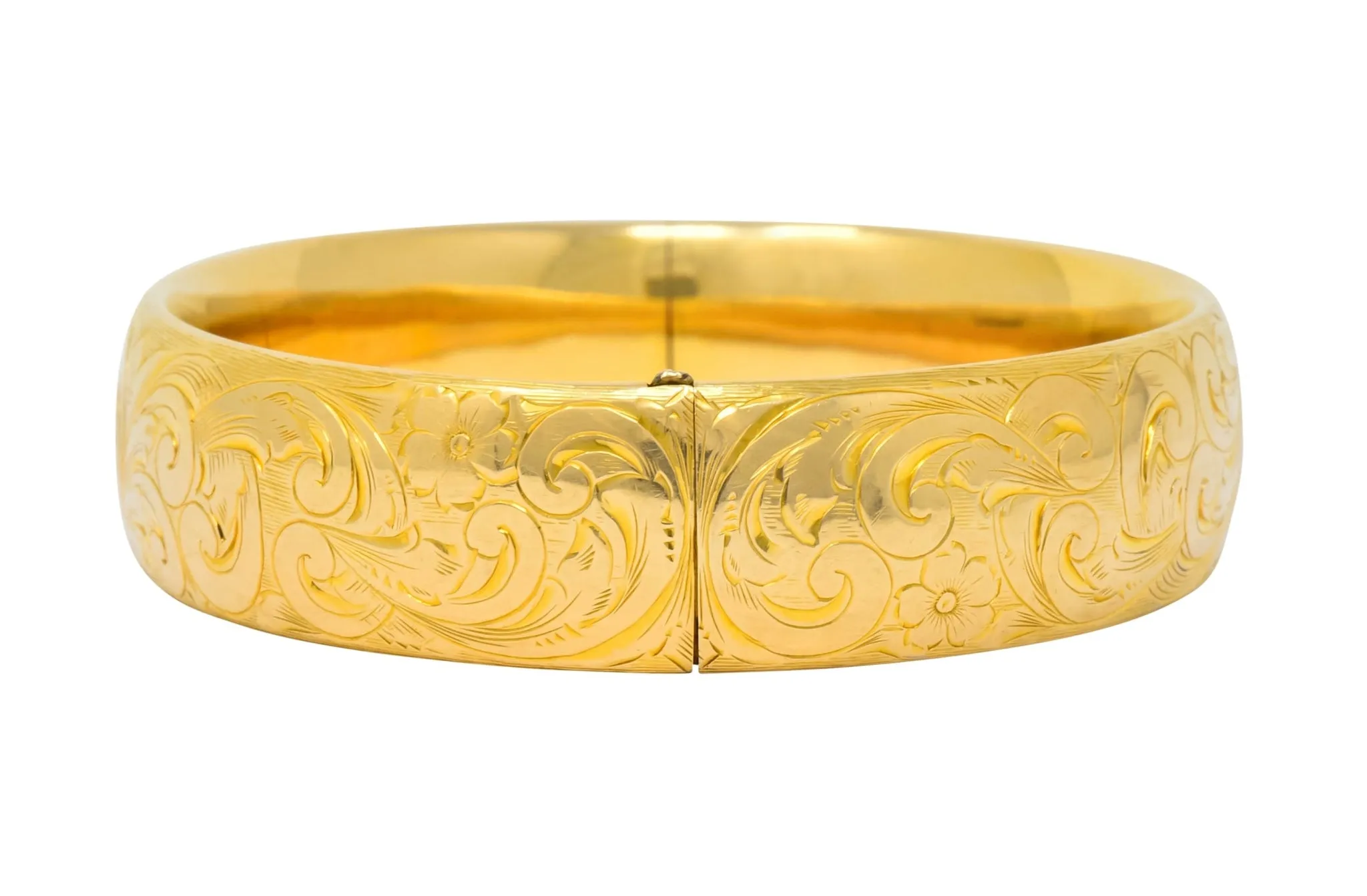 1900 Victorian 14 Karat Yellow Gold Floral Foliate Bangle Bracelet