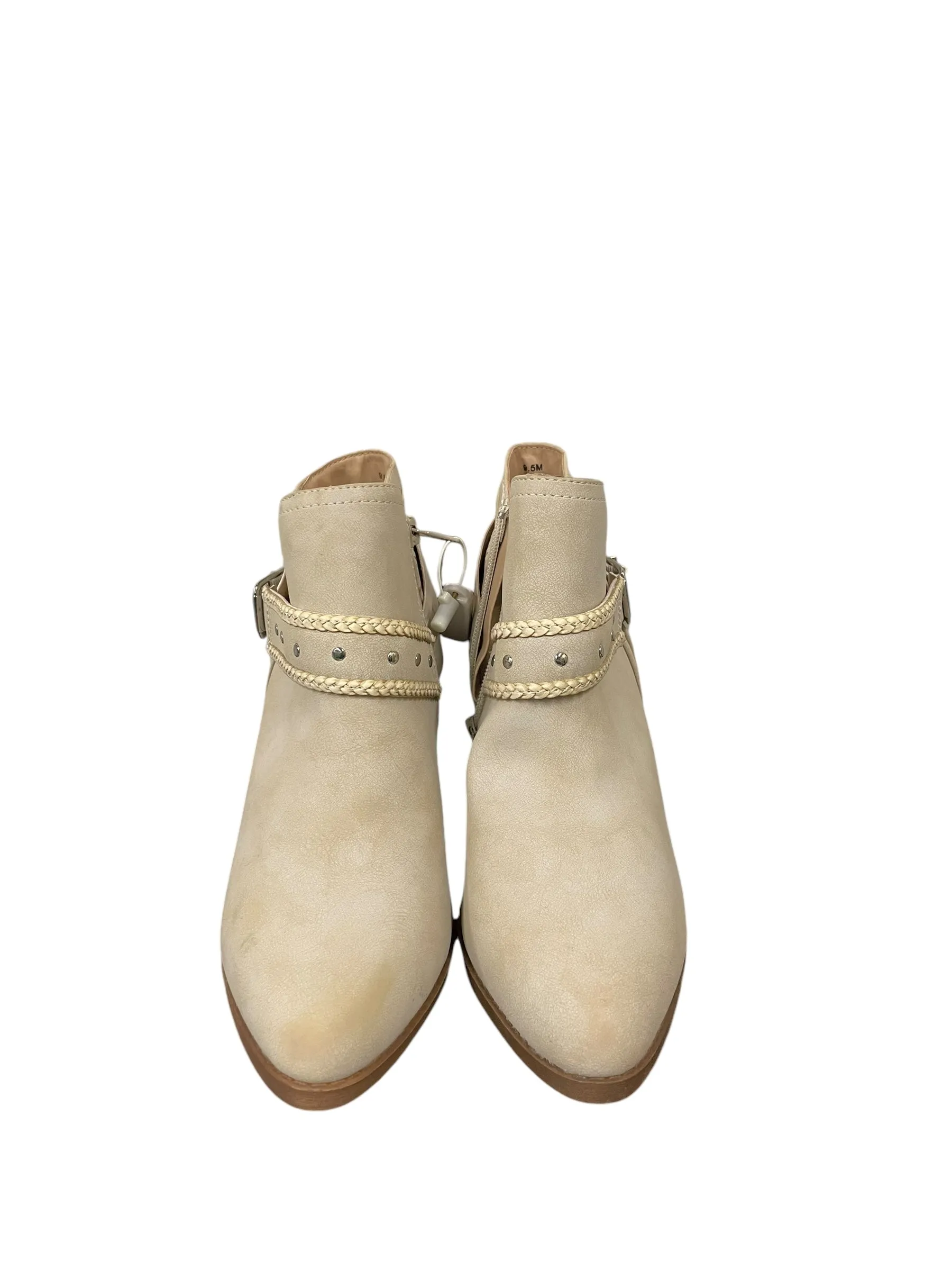 Boots Ankle Heels By Jelly Pop In Beige, Size: 9.5