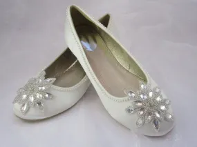 Bridal Custom Ivory Flat Shoes/ Satin Wedding Shoes/ Wedding Flats/ Embellished Wedding Shoes.