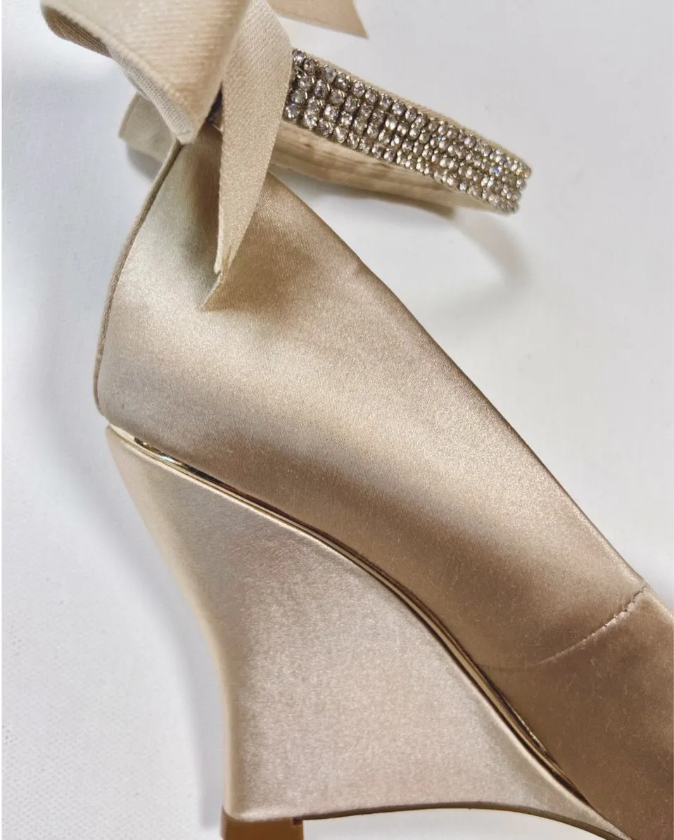 CHAMPAGNE SATIN WEDGE