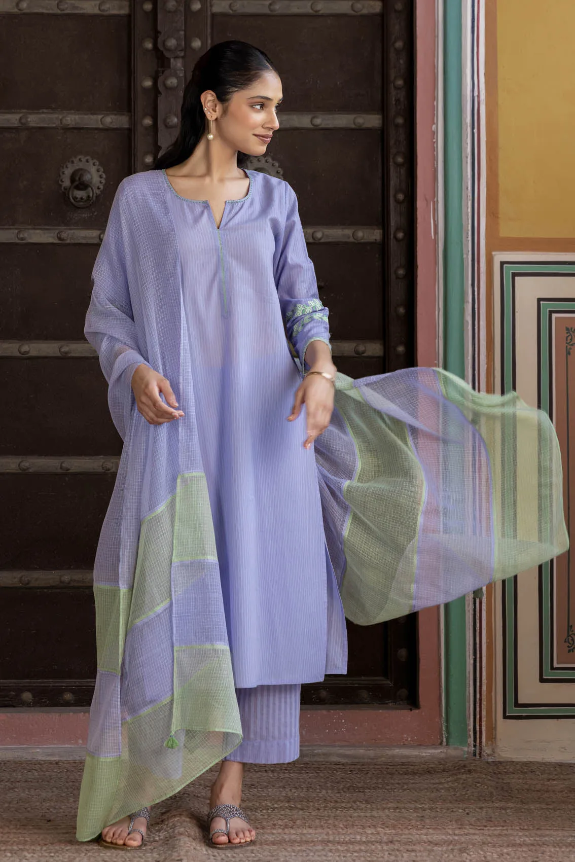 Lavender Aari Kurta