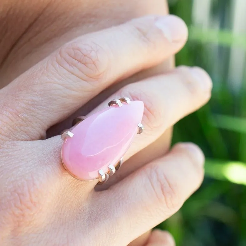 PINK OPAL TEARDROP ON SILVER DOUBLE BAND RING